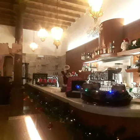 度可鲁尼酒店