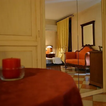 Due Colonne فندق
